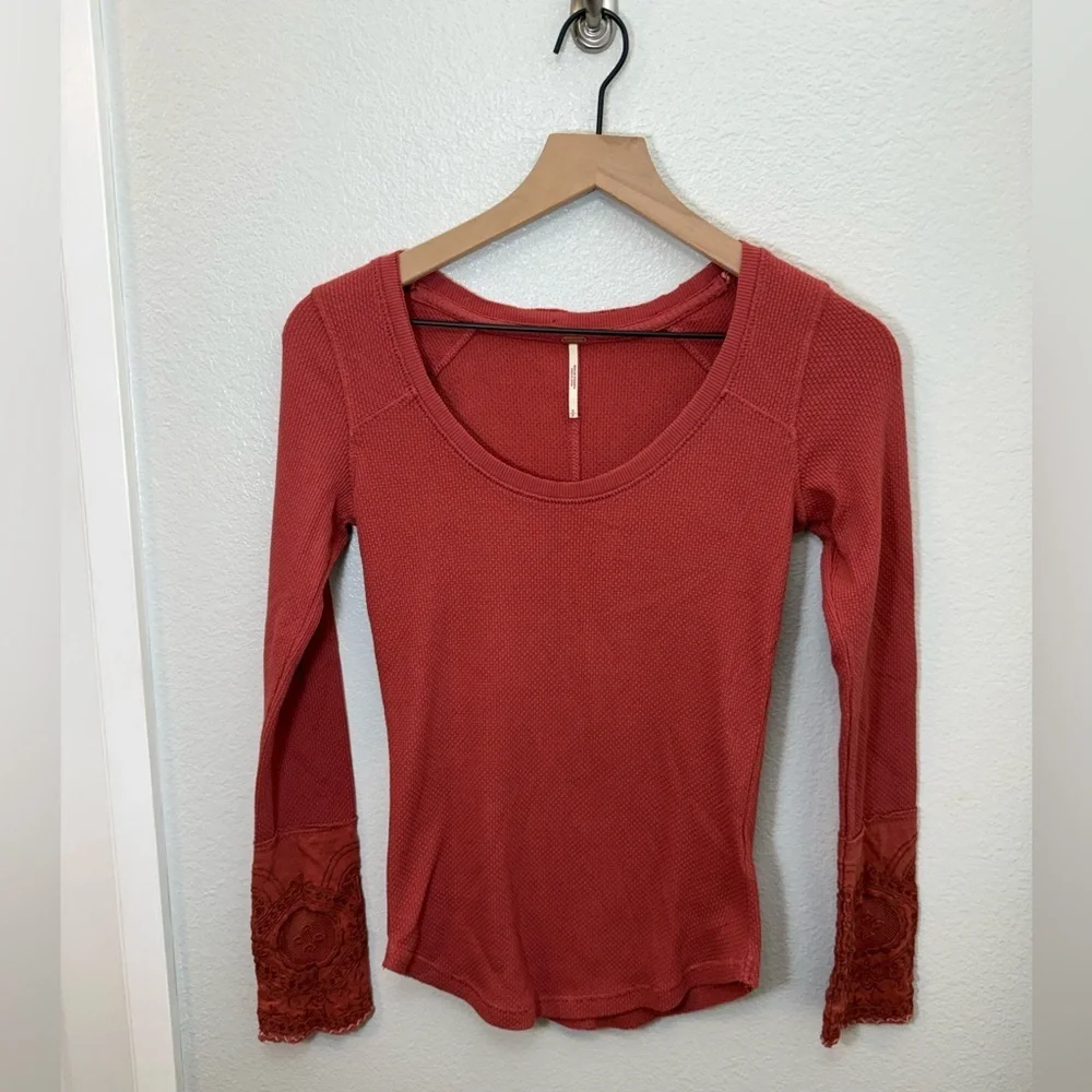 Free People Rust Lovely Lady Lace Crochet Cuff Waffle Thermal Small